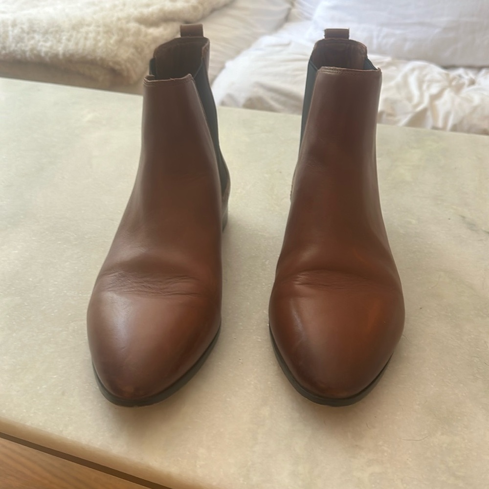 Jcrew leather Chelsea boot